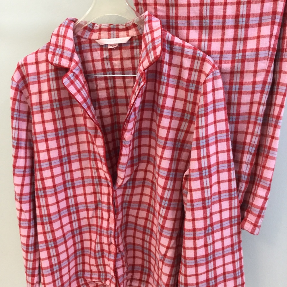 Victoria’s Secret 2 Piece Pajama Set